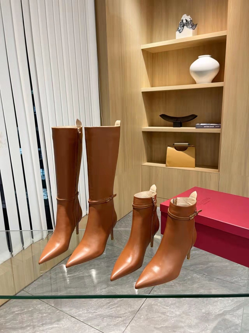 Va1e*ntin0 boots